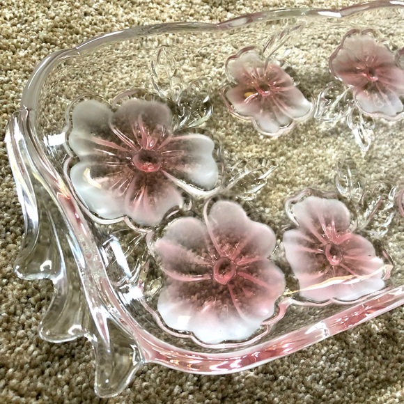 Studio Nova Frosted White Pink Flowered Serving Tray - Picture 8 of 12